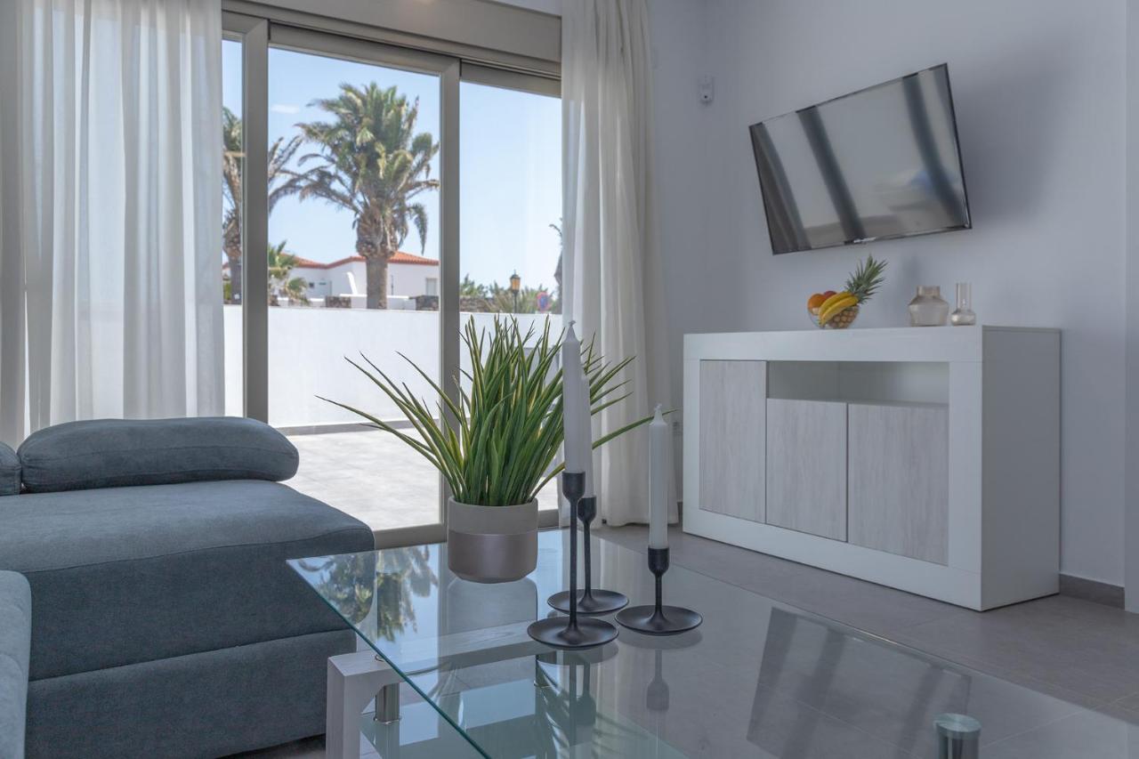 Apartment Family 1 Beachfront Corralejo By Holidays Home Exterior photo